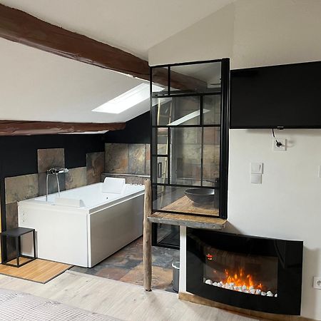 Duplex Lumineux Sur Gde Terrasse, Balneo Double, Parking Prive, Clim, Local Velos Entraigues-sur-la-Sorgue Exteriér fotografie